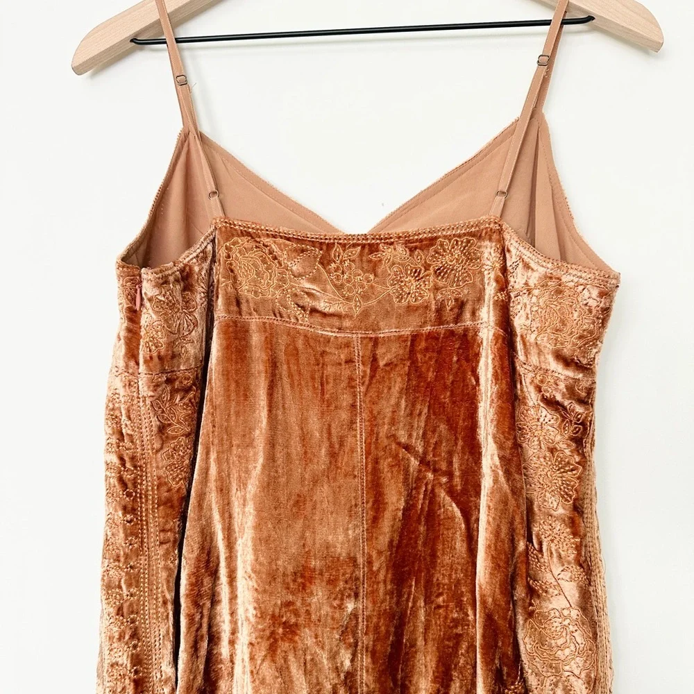 Anthropologie Lucie Embroidered Velvet Slip Midi Petite Dress - Picture 9 of 10